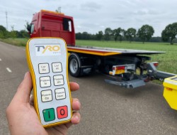 2010 Mercedes Actros 1832 Autotransporter De Groot + Tijhof aanhangwagen VK7390 | Transport | Vrachtwagens