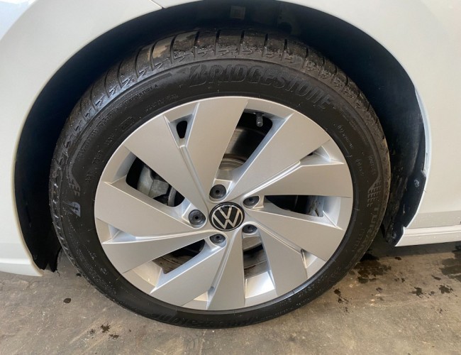 2020 Volkswagen Golf 1.5 E-TSI MHEV DSG 150pk - Pano - Full-options Incl winterwielen! VK7616 | Transport | Auto's