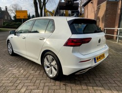 2020 Volkswagen Golf 1.5 E-TSI MHEV DSG 150pk - Pano - Full-options Incl winterwielen! VK7616 | Transport | Auto's