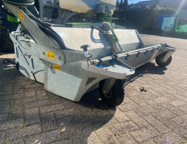 2018 Zocon VM240 Veegmachine Giant ZGAN VK7808 | Aanbouwdelen | Veegmachine / Borstel