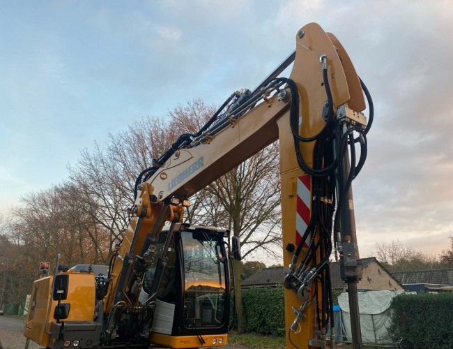 2015 Liebherr A914-Li VK7832 | Graafmachine | Mobiele graafmachine