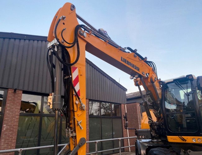 2015 Liebherr A914-Li VK7832 | Graafmachine | Mobiele graafmachine