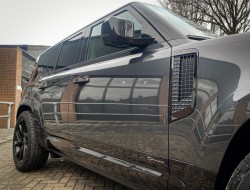 2021 Land Rover Defender 110 D300 SE X-Dynamic Grijs Kenteken VK7940 | Transport | Bedrijfswagens