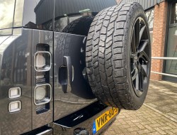 2021 Land Rover Defender 110 D300 SE X-Dynamic Grijs Kenteken VK7940 | Transport | Bedrijfswagens