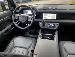 2021 Land Rover Defender 110 D300 SE X-Dynamic Grijs Kenteken VK7940 | Transport | Bedrijfswagens