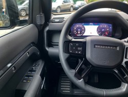 2021 Land Rover Defender 110 D300 SE X-Dynamic Grijs Kenteken VK7940 | Transport | Bedrijfswagens