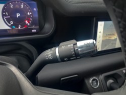 2021 Land Rover Defender 110 D300 SE X-Dynamic Grijs Kenteken VK7940 | Transport | Bedrijfswagens