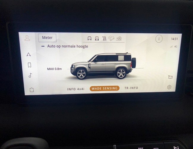 2021 Land Rover Defender 110 D300 SE X-Dynamic Grijs Kenteken VK7940 | Transport | Bedrijfswagens