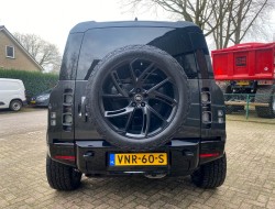 2021 Land Rover Defender 110 D300 SE X-Dynamic Grijs Kenteken VK7940 | Transport | Bedrijfswagens