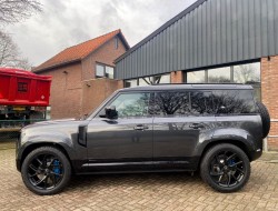 2021 Land Rover Defender 110 D300 SE X-Dynamic Grijs Kenteken VK7940 | Transport | Bedrijfswagens