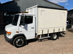 2011 Mercedes 816D Euro5 Stoomcleaner incl tanks VK8027