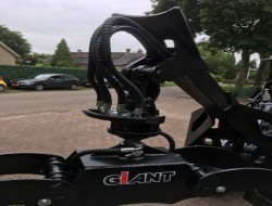 2022 Giant Roterende houtklem incl jip DV930 | Aanbouwdelen | Boomklem