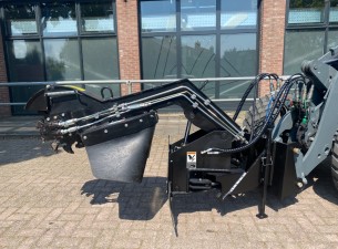 1 Ditch Witch Stobbenfrees / Stronkenfrees Giant