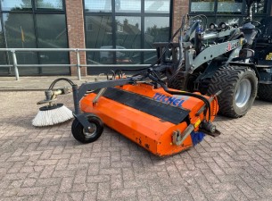 2013 Tuchel Plus 560-180 Veegmachine met zijborstel VK8227