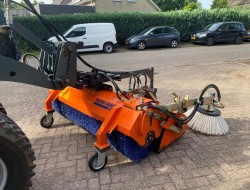 2013 Tuchel Plus 560-180 Veegmachine met zijborstel VK8227 | Aanbouwdelen | Veegmachine / Borstel