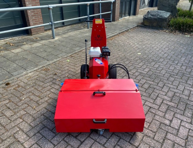 2022 M-Sweep LV105 H  Veegmachine VK8345 | Tuin / Parkmachine | Werktuigen