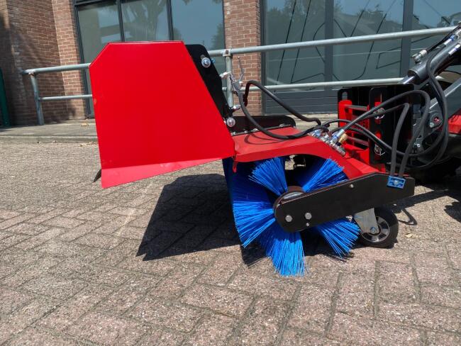 1 M-Sweep HSTV400 P/105cm Veegmachine VK8500 | Aanbouwdelen | Veegmachine / Borstel