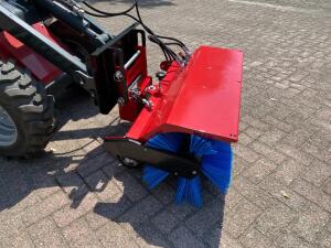 1 M-Sweep HSTV400 P/105cm Veegmachine