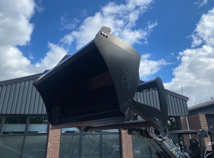 2022 Giant Hoogkipbak 220cm Large 1440ltr