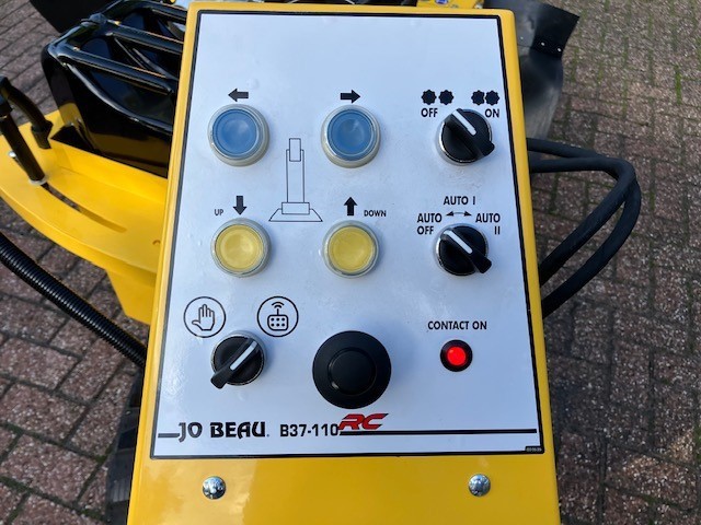 2022 Jo Beau B37-110 RC Stobbenfrees VV1236 | Tuin / Parkmachine | Stobbenfrees