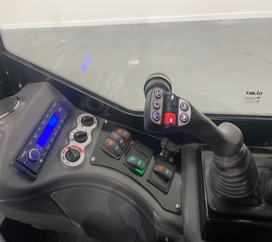 2022 Giant G3500 TELE VK8614