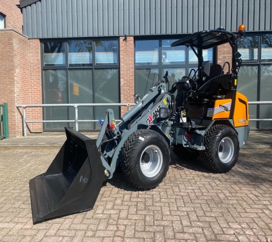 2022 Giant G2500 X-tra HD VK8655