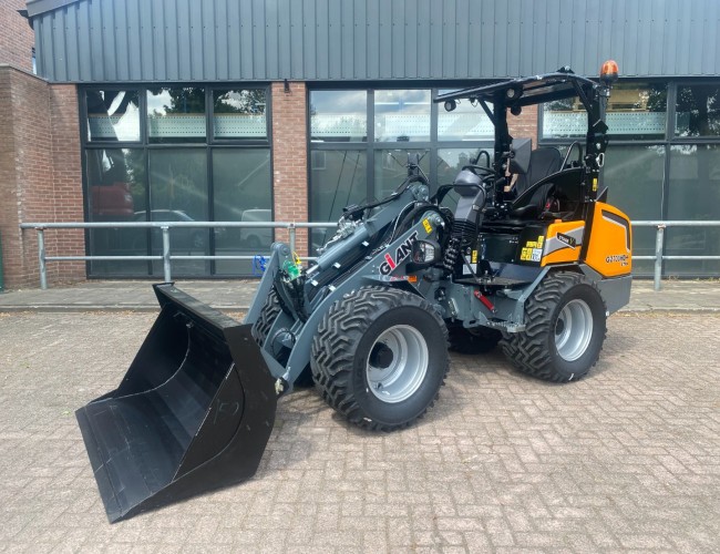 2022 Giant G2700 X-tra HD+ Full Options! VK8677 | Wiellader | Mini Shovel