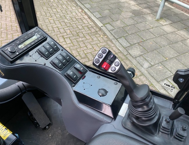 2022 Giant G2700E X-tra (Cabine) VK8751 | Wiellader | Mini Shovel