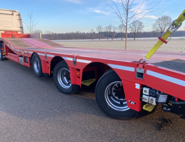 2019 Broshuis L1S1 3-axle semi lowloader Extandable - 2x Powersteering RC - Liftaxle - Hydr Bed - Winch VK8826 | Transport | Opleggers