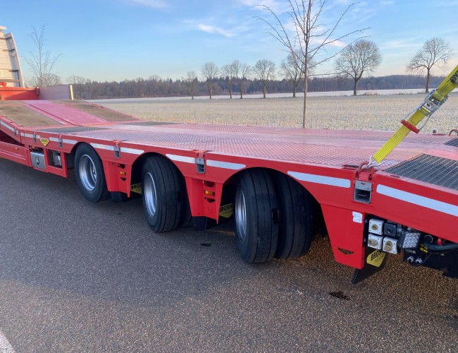 2019 Broshuis L1S1 3-axle semi lowloader Extandable - 2x Powersteering RC - Liftaxle - Hydr Bed - Winch VK8826 | Transport | Opleggers