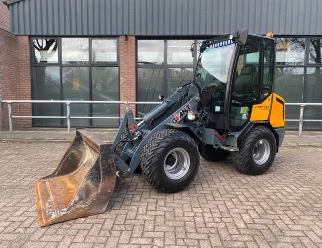 2014 Giant V452T X-tra HD VK8844 | Wiellader | Mini Shovel
