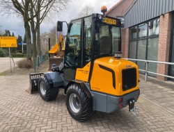 2014 Giant V452T X-tra HD VK8844 | Wiellader | Mini Shovel