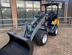 2023 Giant G2700E VK8897 | Wiellader | Mini Shovel