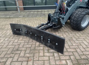 2023 Giant Sneeuwschuif / Voer-mestschuif 200cm hydr verstelbaar DV1059