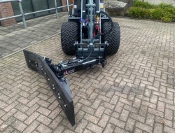 2023 Giant Sneeuwschuif / Voer-mestschuif 200cm hydr verstelbaar DV1059 | Aanbouwdelen | Sneeuwschuif