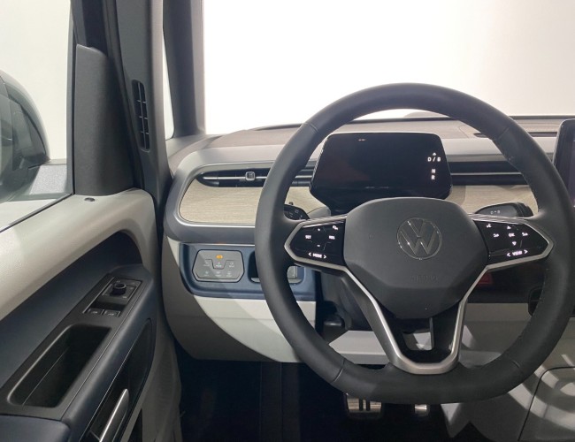 2023 Volkswagen ID. Buzz 1st Demo VV1267 | Transport | Auto's
