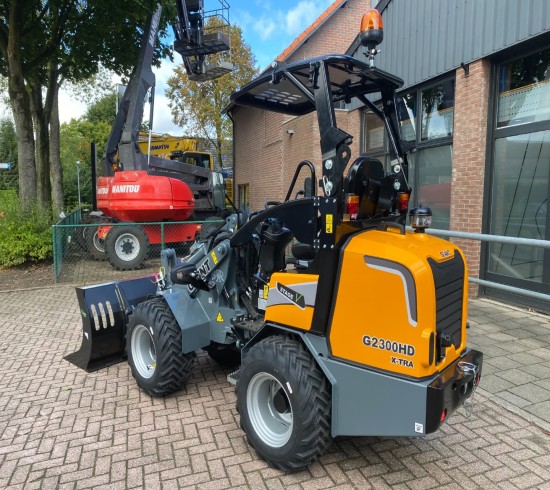 2023 Giant G2300 X-tra HD Minishovel Luxe uitvoering! VK8953