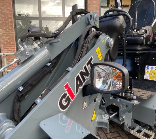 2023 Giant G2300 X-tra HD Minishovel Luxe uitvoering! VK8953