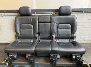 2015 Toyota Stoelenset 3,4,5,6,7 Toyota Landcruiser V8 DV1069