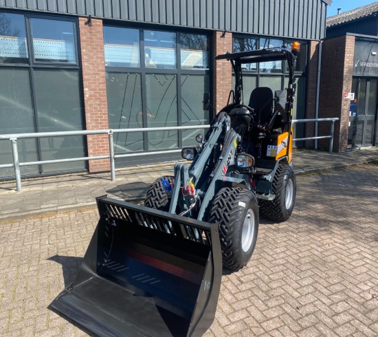 2023 Giant G2500 X-tra HD VK8982