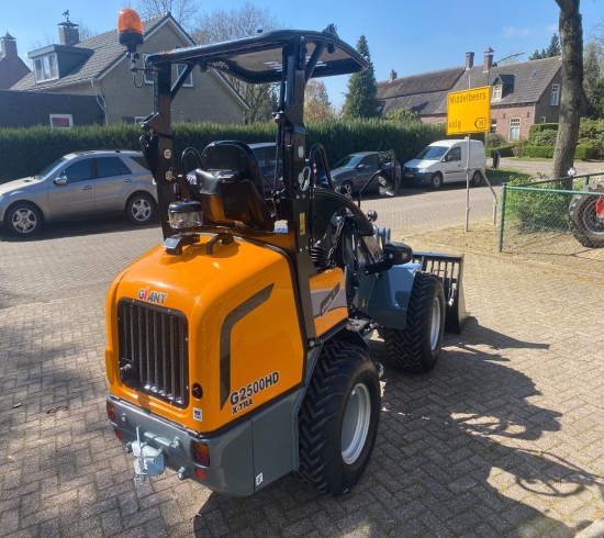2023 Giant G2500 X-tra HD VK8982