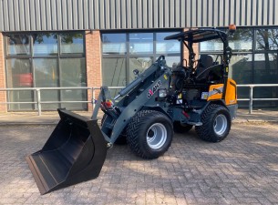 2023 Giant G2500 HD VK9004
