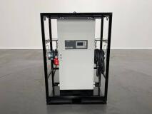 2025 Giant High-Frequency-Charger (Snellader) IP54 48V/300A + transportkast ADV1049 | Overige | Diversen