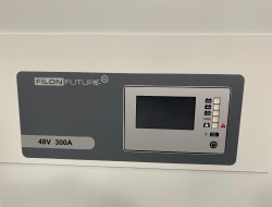 2025 Giant High-Frequency-Charger (Snellader) IP54 48V/300A + transportkast ADV1049 | Overige | Diversen