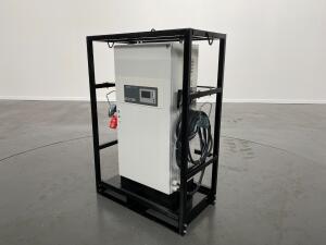 1 Giant High-Frequency-Charger (Snellader) IP54 48V/300A + transportkast