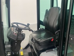 2023 Giant G2300 X-tra HD (Cabine) Cabine VK9176 | Wiellader | Mini Shovel