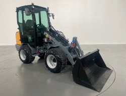 2023 Giant G2300 X-tra HD (Cabine) Cabine VK9176 | Wiellader | Mini Shovel