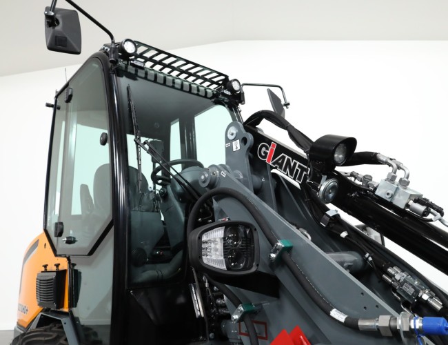 2023 Giant G2700 HD+ (Cabine) VK9208 | Wiellader | Mini Shovel