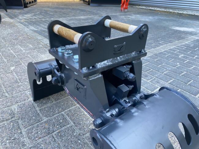 2025 V-M 100ND AC02 (CW05 - S30) Sorteergrijper (zonder draaikrans) (1,0-2,0t) ADV1067 | Aanbouwdelen | Sloop/Sorteerknijper