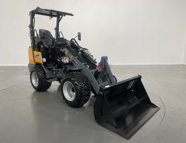 2023 Giant G2300 X-tra HD Full options! VK9266 | Wiellader | Mini Shovel